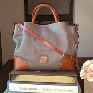 Dooney & Bourke Tote/Crossbody Leather Purse
